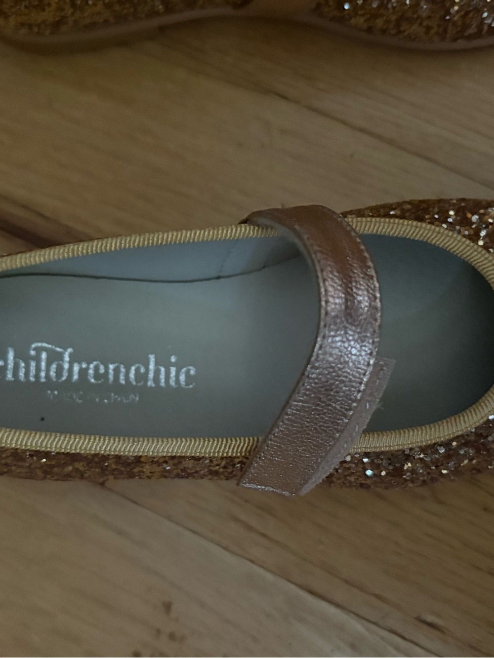 Girls' Glitter Gold Mary Jane Dress Shoes with Adjustable Strap - Picture 2 of 5